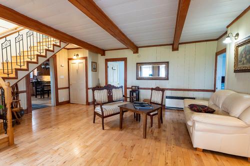 Salle familiale - 475 Route De La Grande-Alliance, Baie-Sainte-Catherine, QC - Indoor