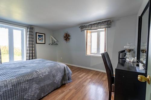 Chambre à coucher - 475 Route De La Grande-Alliance, Baie-Sainte-Catherine, QC - Indoor Photo Showing Bedroom