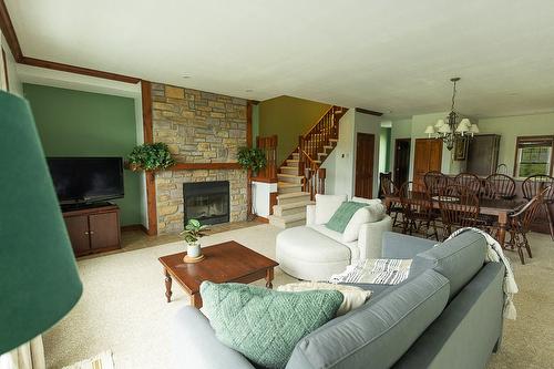Overall view - 8-240 Rue Du Mont-Plaisant, Mont-Tremblant, QC - Indoor Photo Showing Living Room With Fireplace