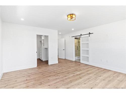 735 Hillcrest Dr, Fredericton, NB 