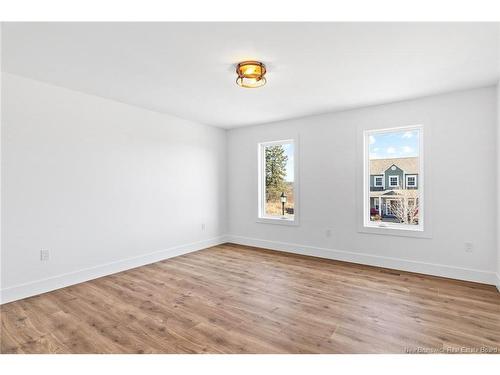 735 Hillcrest Dr, Fredericton, NB 