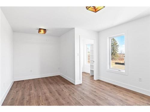 735 Hillcrest Dr, Fredericton, NB 