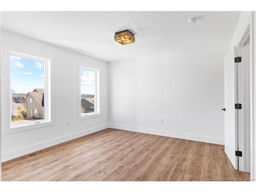 735 Hillcrest Dr, Fredericton, NB 