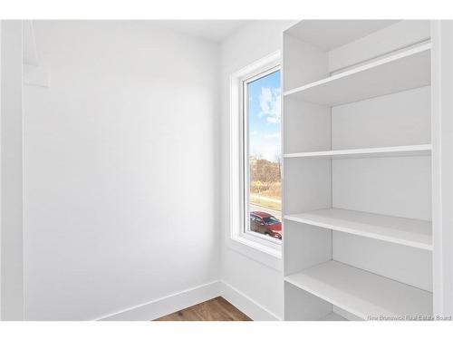 735 Hillcrest Dr, Fredericton, NB 