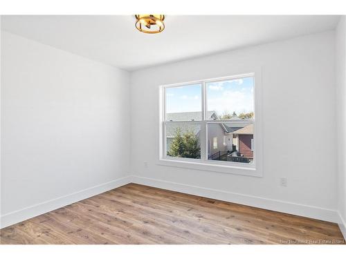 735 Hillcrest Dr, Fredericton, NB 