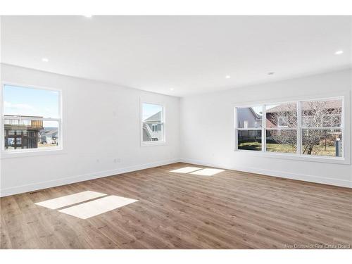 735 Hillcrest Dr, Fredericton, NB 