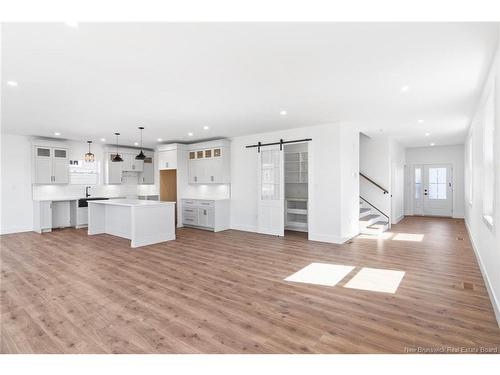 735 Hillcrest Dr, Fredericton, NB 