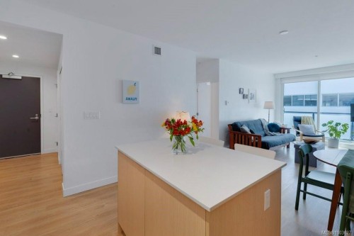 418-1115 Johnson St, Victoria, BC - Indoor
