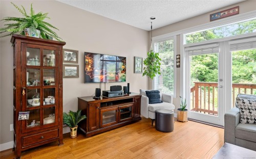 19-3205 Gibbins Rd, Duncan, BC 