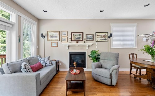 19-3205 Gibbins Rd, Duncan, BC 