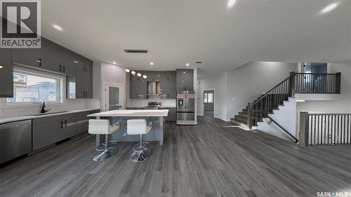 503 Kinloch Court, Saskatoon, SK - Indoor Photo Showing Kitchen With Upgraded Kitchen
