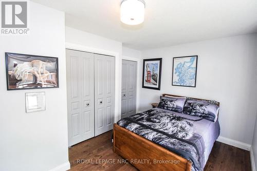 Engineered wood flooring - 12 - 2684 Mewburn Road, Niagara Falls (Casey), ON - Indoor Photo Showing Bedroom