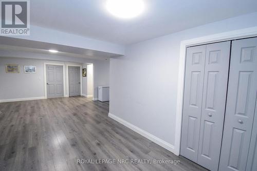 Vinyl flooring - 12 - 2684 Mewburn Road, Niagara Falls (Casey), ON - Indoor Photo Showing Other Room