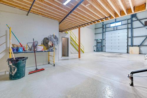 Warehouse - 106-951 Ch. Du Lac-Écho, Prévost, QC 