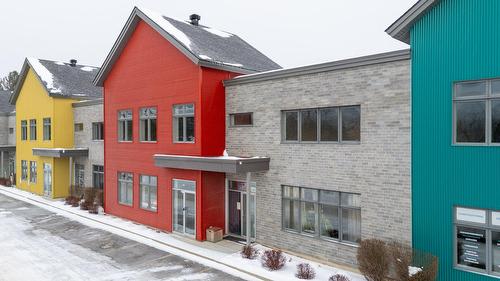 Frontage - 106-951 Ch. Du Lac-Écho, Prévost, QC 