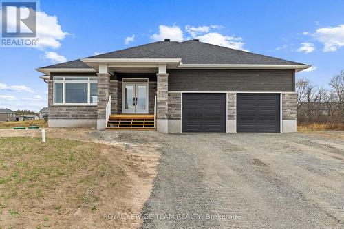 62 HOGAN DRIVE  Mcnab/Braeside, ON K7S 0H8