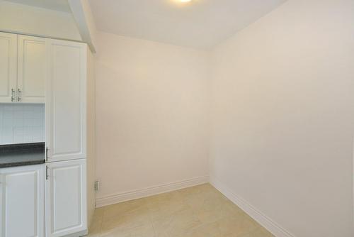 Dinette - 1036 Av. Pratt, Montréal (Outremont), QC - Indoor Photo Showing Other Room