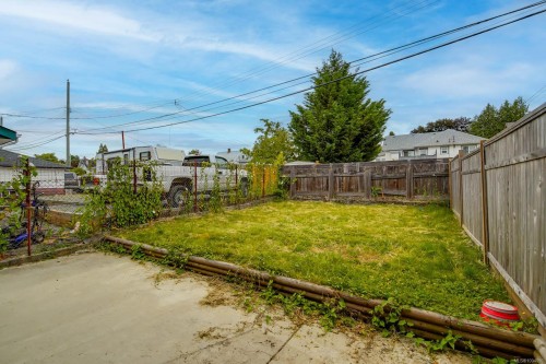 2-2623 5Th Ave, Port Alberni, BC - Outdoor