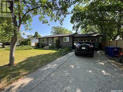 708 brimacombe DRIVE  Weyburn, SK S4H 0A2