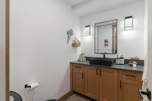 5625 Willow Rd, Port Alberni, BC 