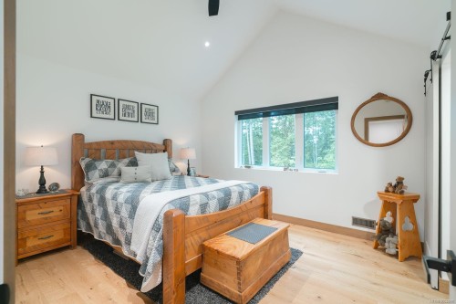 5625 Willow Rd, Port Alberni, BC 