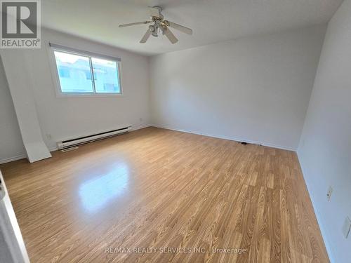 441 Parkview Crescent, Cambridge, ON - Indoor Photo Showing Other Room