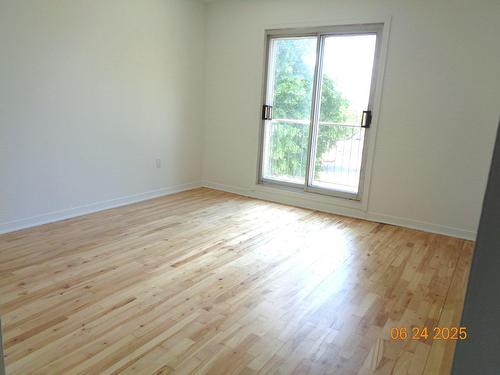 Living room - 6-10061 Boul. St-Michel, Montréal (Montréal-Nord), QC - Indoor Photo Showing Other Room