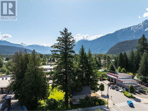 7421 Prospect Street, Pemberton, BC 