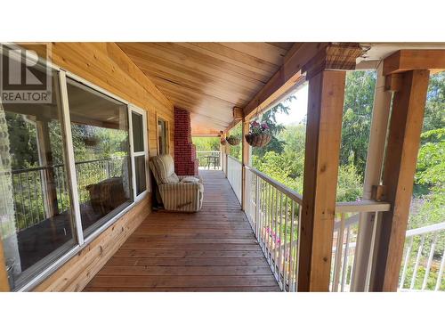 617 Payne Street, Creston, BC - Outdoor With Deck Patio Veranda With Exterior