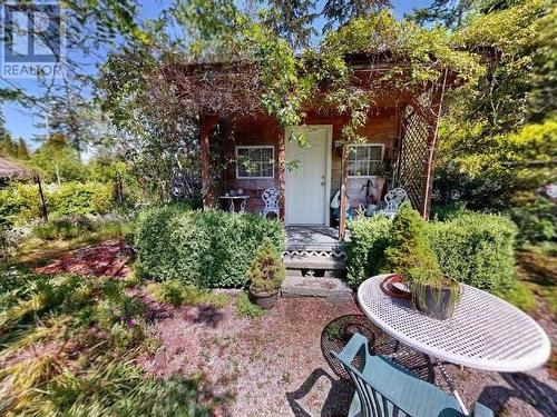 12123 Scotch Fir Point Rd, Powell River, BC - Outdoor