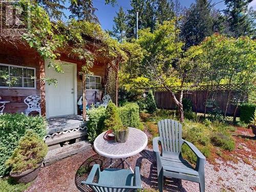 12123 Scotch Fir Point Rd, Powell River, BC - Outdoor