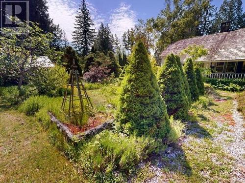 12123 Scotch Fir Point Rd, Powell River, BC - Outdoor