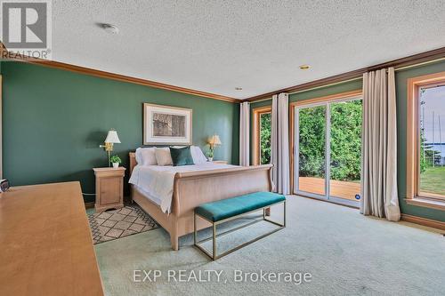 359 Aldred Drive, Scugog, ON - Indoor Photo Showing Bedroom