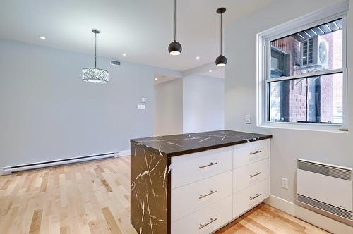 Kitchen - 3515 Boul. Décarie, Montréal (Côte-Des-Neiges/Notre-Dame-De-Grâce), QC - Indoor