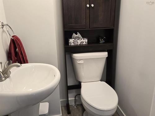 2005 East Prince Street, Salmon River, NS 