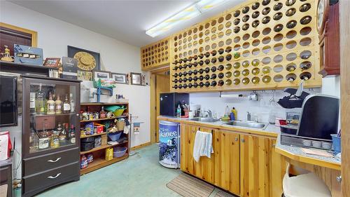 1528 Tie Lake Loop Road, Jaffray, BC - Indoor