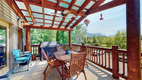 1528 Tie Lake Loop Road, Jaffray, BC - Outdoor With Deck Patio Veranda With Exterior