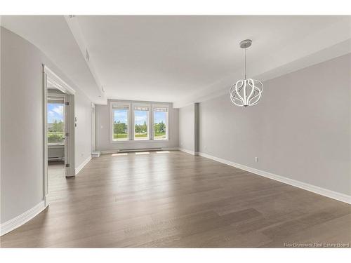 110-185 Royal Oaks Blvd, Moncton, NB 