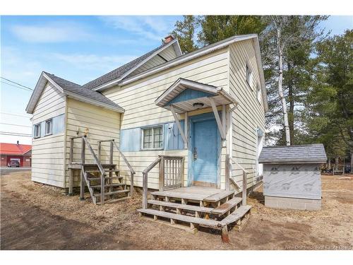 764 Pleasant Dr, Minto, NB 