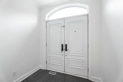 Hall - 4389 Boul. Décarie, Montréal (Côte-Des-Neiges/Notre-Dame-De-Grâce), QC 