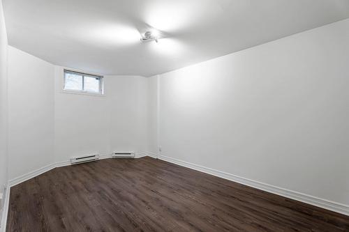 Basement - 4389 Boul. Décarie, Montréal (Côte-Des-Neiges/Notre-Dame-De-Grâce), QC 