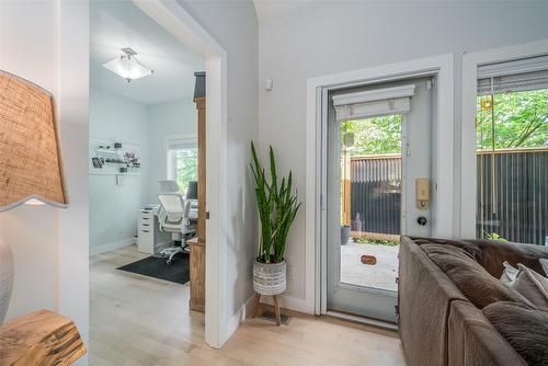 106-690 Lequime Road, Kelowna, BC - Indoor Photo Showing Other Room