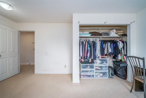 106-690 Lequime Road, Kelowna, BC - Indoor