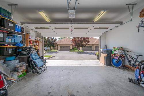 106-690 Lequime Road, Kelowna, BC - Indoor Photo Showing Garage