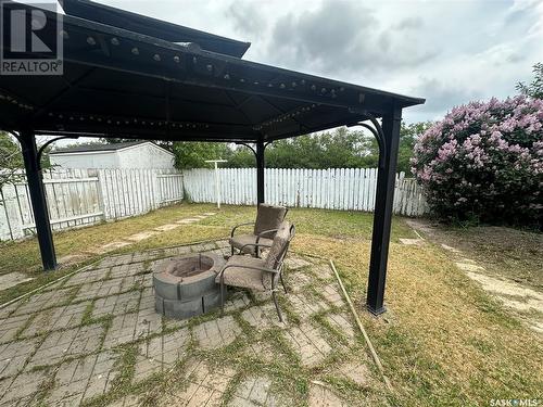 261 Bean Crescent, Weyburn, SK - Outdoor