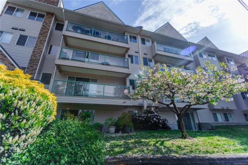 410-6715 Dover Rd, Nanaimo, BC - Outdoor With Balcony