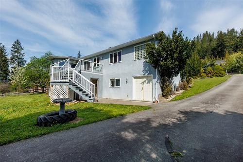 1061 Westview Road, Creston, BC - Outdoor