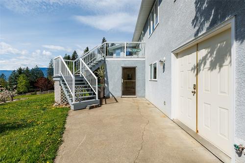 1061 Westview Road, Creston, BC - Outdoor