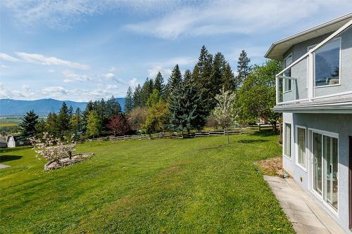 1061 Westview Road, Creston, BC - Outdoor
