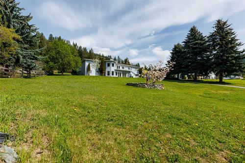 1061 Westview Road, Creston, BC - Outdoor